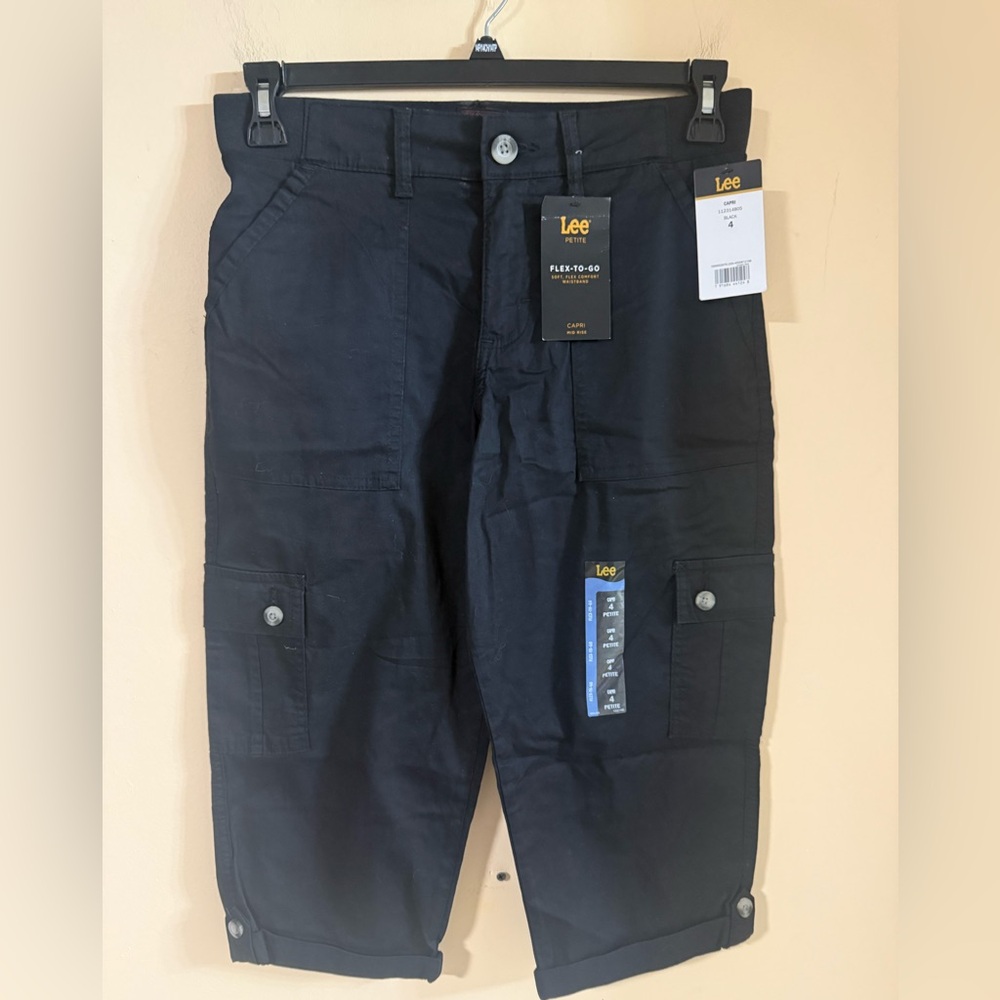 Lee Pants Womens 4Black Flex-To-Go Skimmer Capri Cargo Mid Rise Elastic Waist